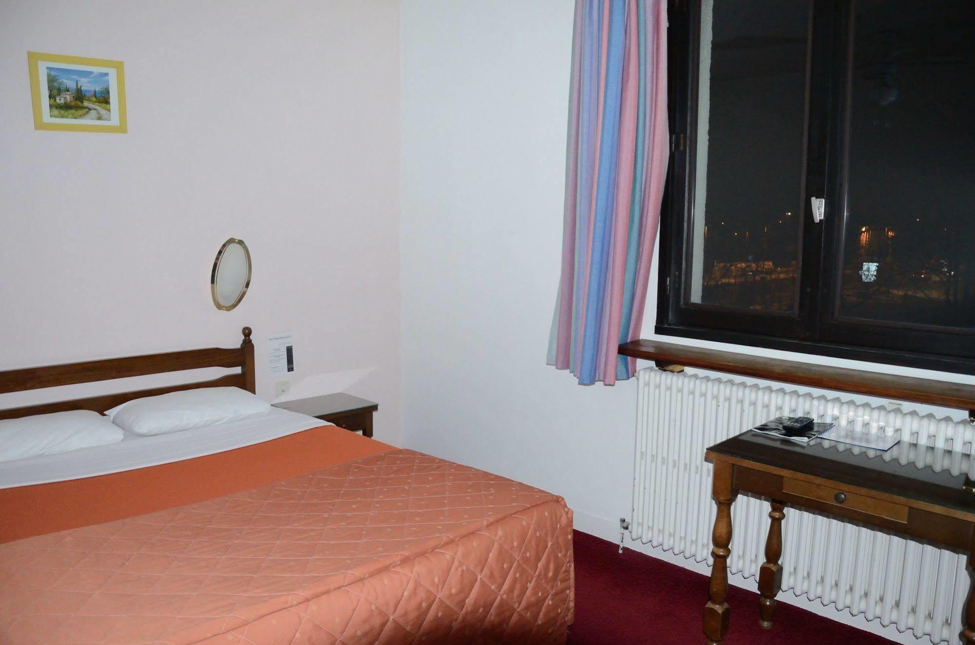 Hotel Aer Vieille-Toulouse Bagian luar foto